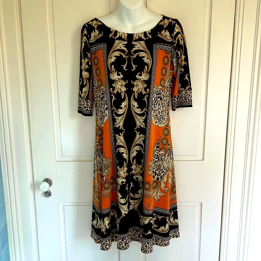 Chic leopard print dress, chains and scrolls Black orange tan white M Eva Varro